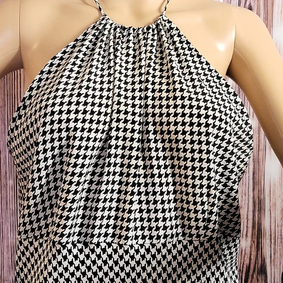 NWOT New York & Company Women's Black and white Halter Maxi Dress Size 16 - Picture 4 of 11